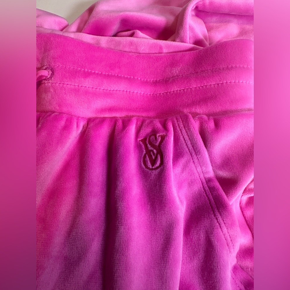 Victoria Secret On Point Tracksuit set - Picture 8 of 9